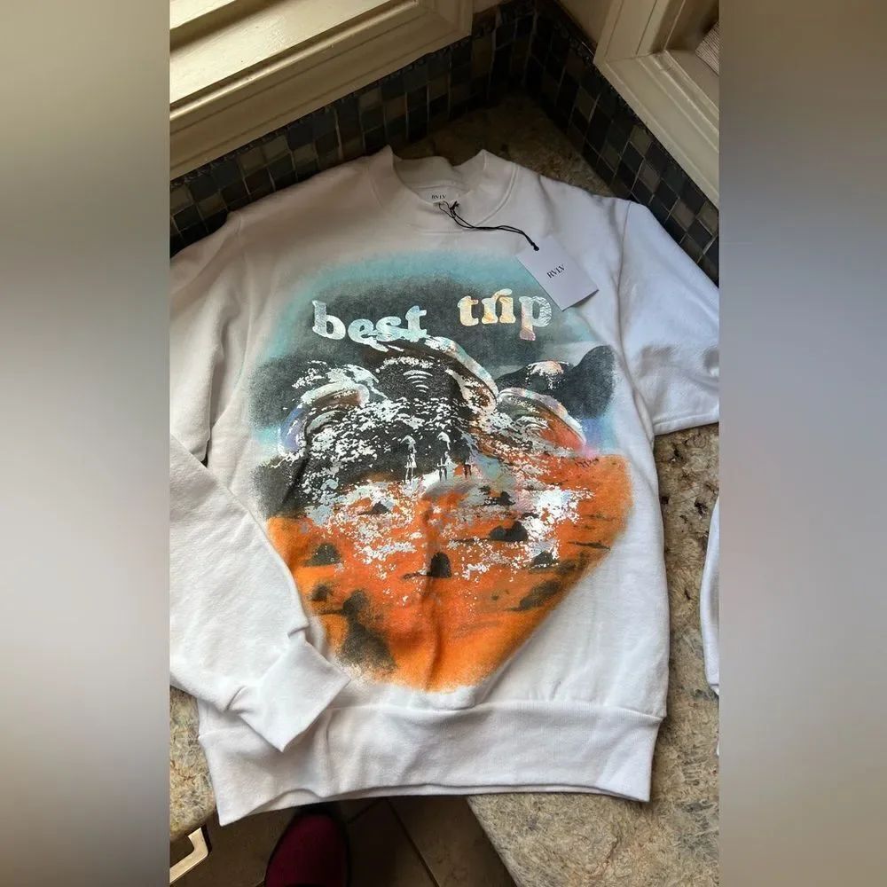 RVLV “Best trip” chromatic scene sweatshirt